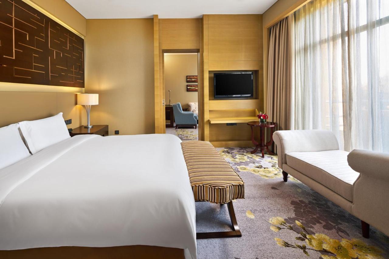 Crowne Plaza Ordos, An Ihg Hotel Exteriör bild