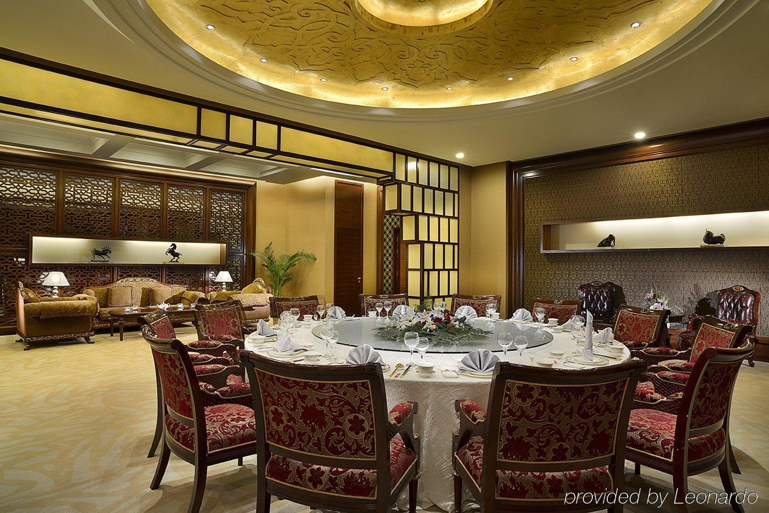 Crowne Plaza Ordos, An Ihg Hotel Restaurang bild